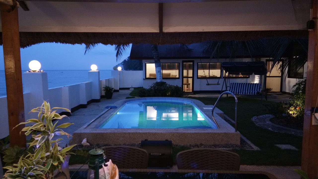 Bamboo Beachhouse Dormitory Garcia Hernandez Extérieur photo