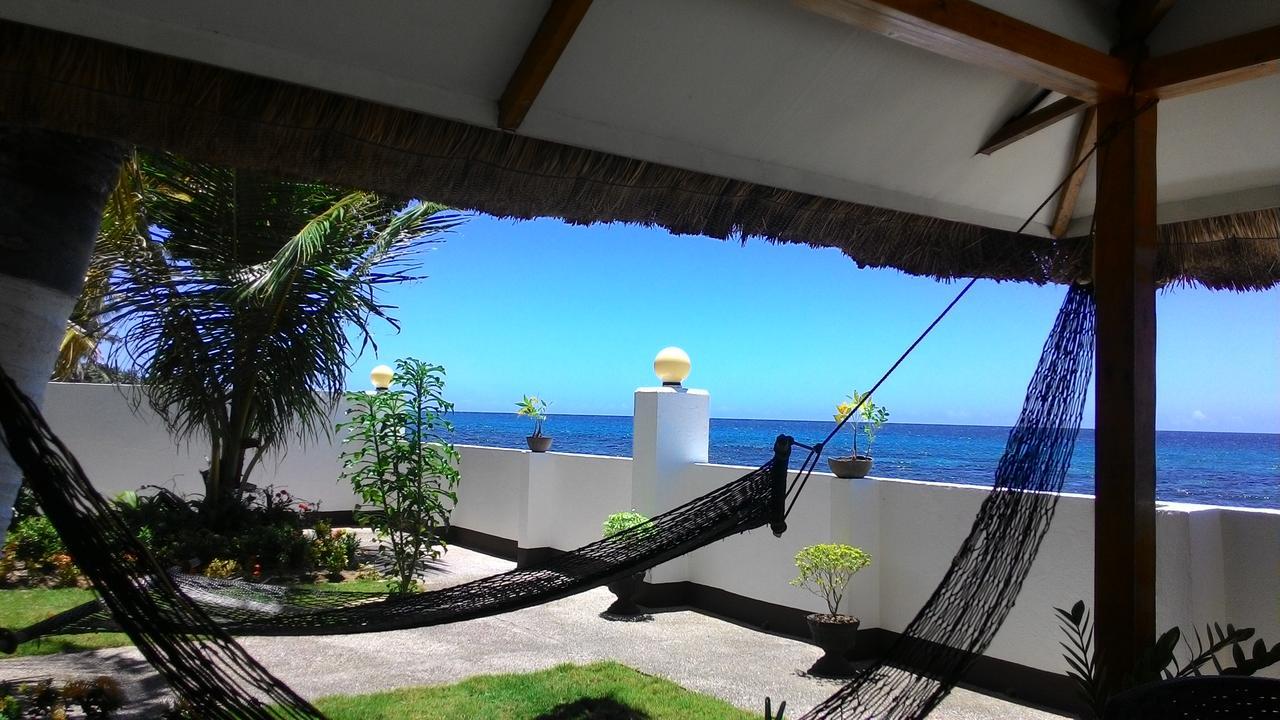 Bamboo Beachhouse Dormitory Garcia Hernandez Extérieur photo