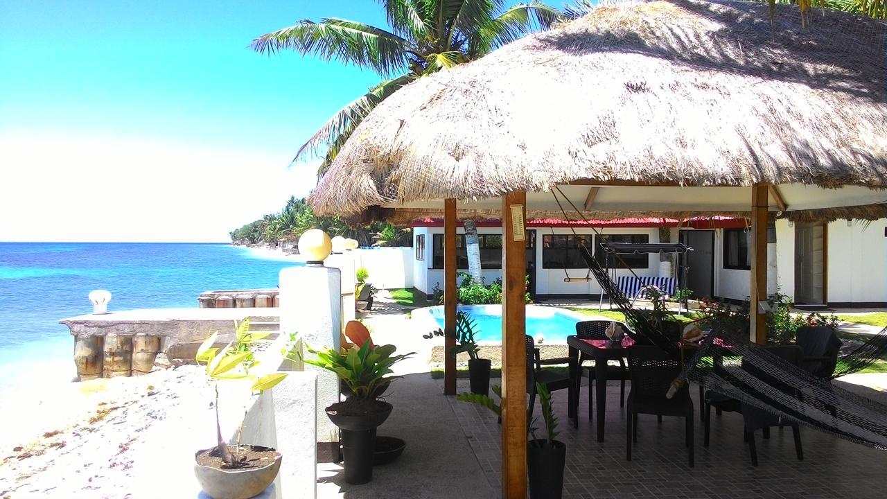Bamboo Beachhouse Dormitory Garcia Hernandez Extérieur photo