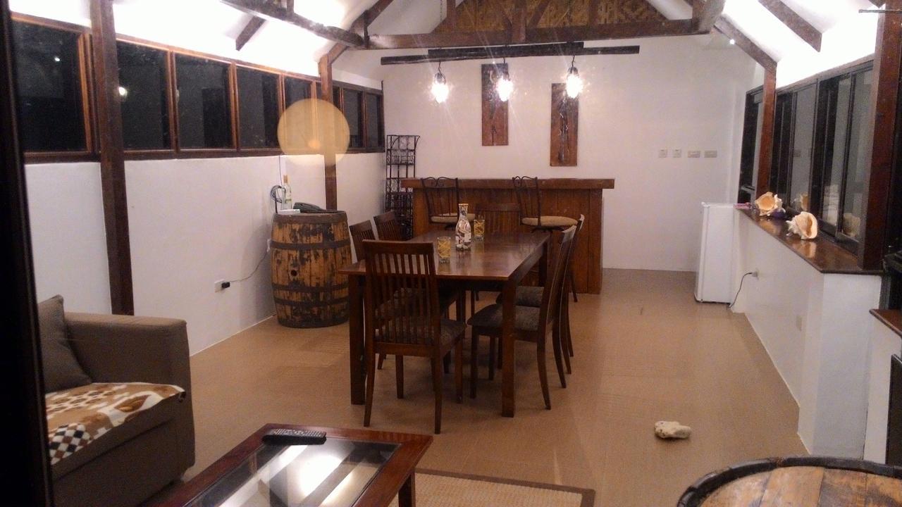 Bamboo Beachhouse Dormitory Garcia Hernandez Extérieur photo