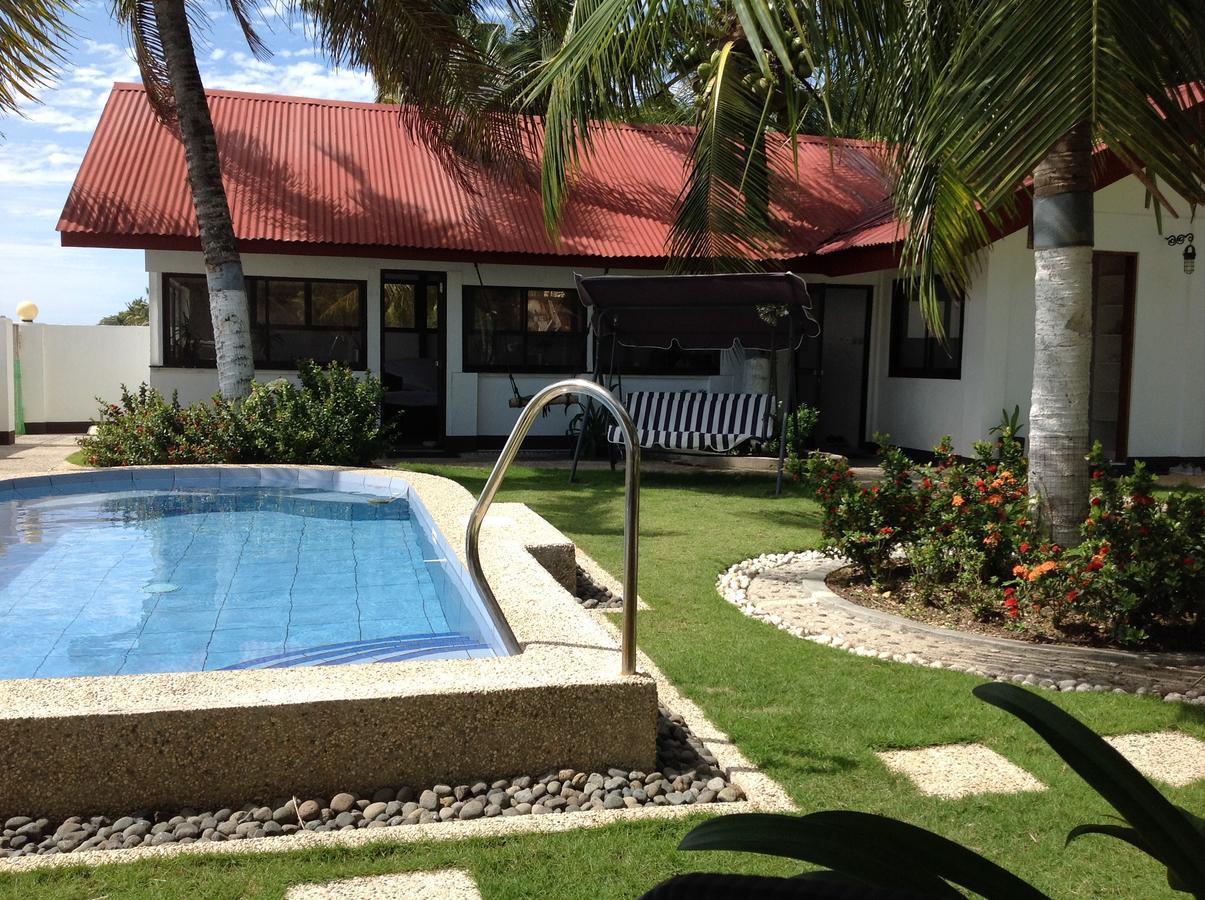 Bamboo Beachhouse Dormitory Garcia Hernandez Extérieur photo
