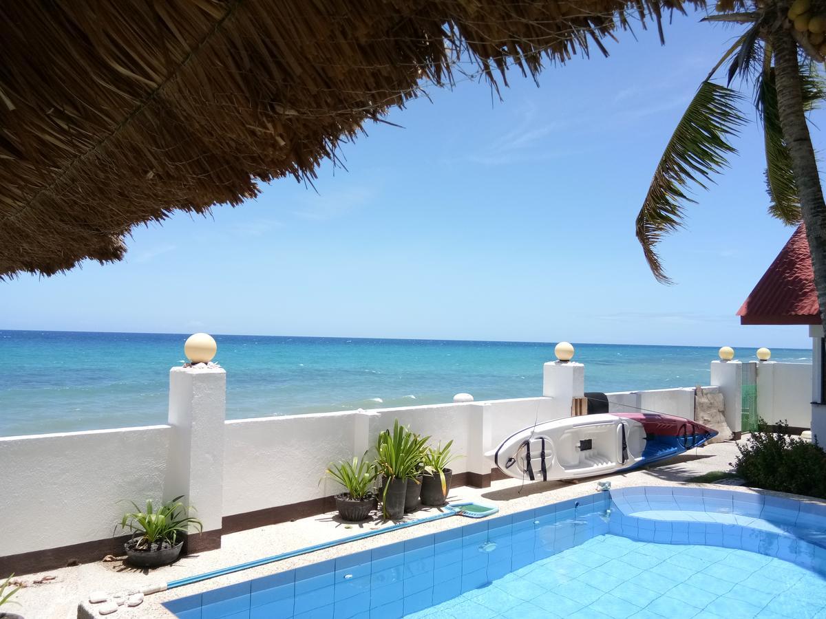 Bamboo Beachhouse Dormitory Garcia Hernandez Extérieur photo